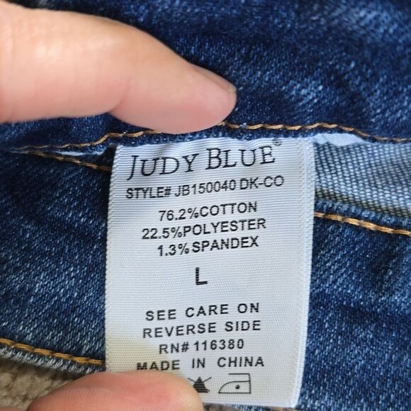 Judy Blue High Rise High Rise Cut Off Frayed Hem Denim Jean Shorts - Size Large - Picture 4 of 14